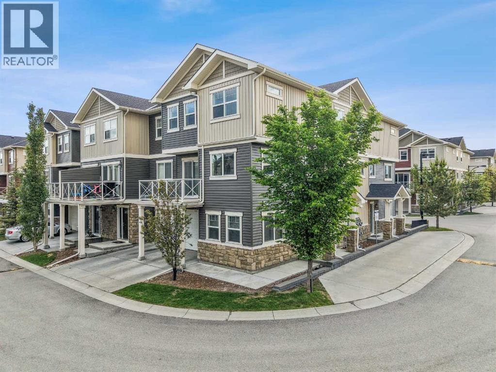 905 Skyview Ranch Grove NE — photo 2
