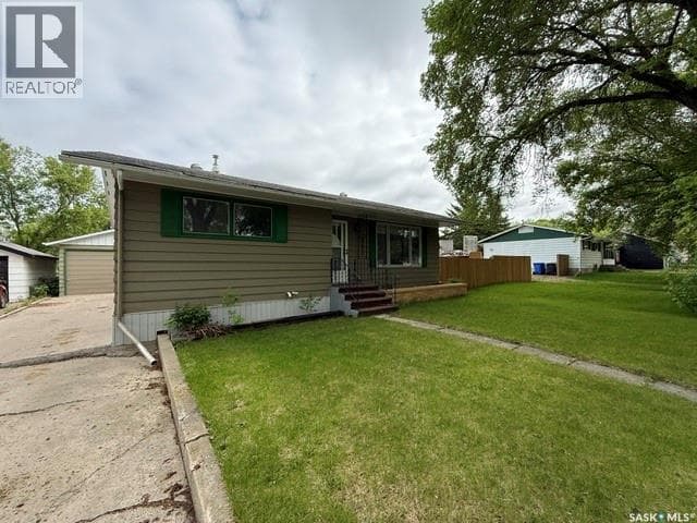 327 Wallace STREET — photo 2