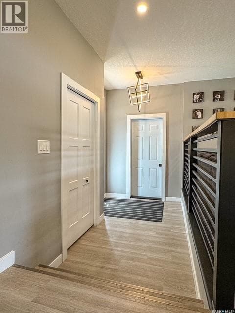 482 Russell CRESCENT — photo 5