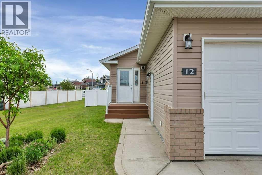 12 Oswald Close — photo 2
