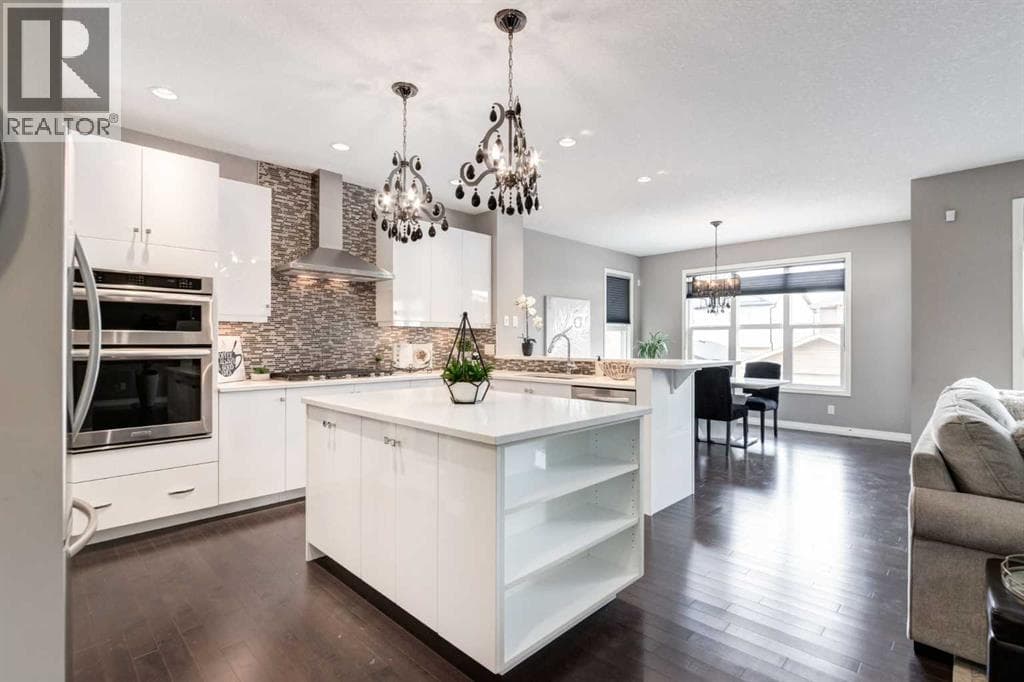 33 Evansglen Drive NW — photo 4