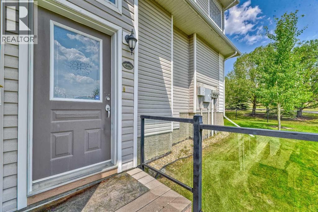 406 Rocky Vista Gardens NW — photo 5