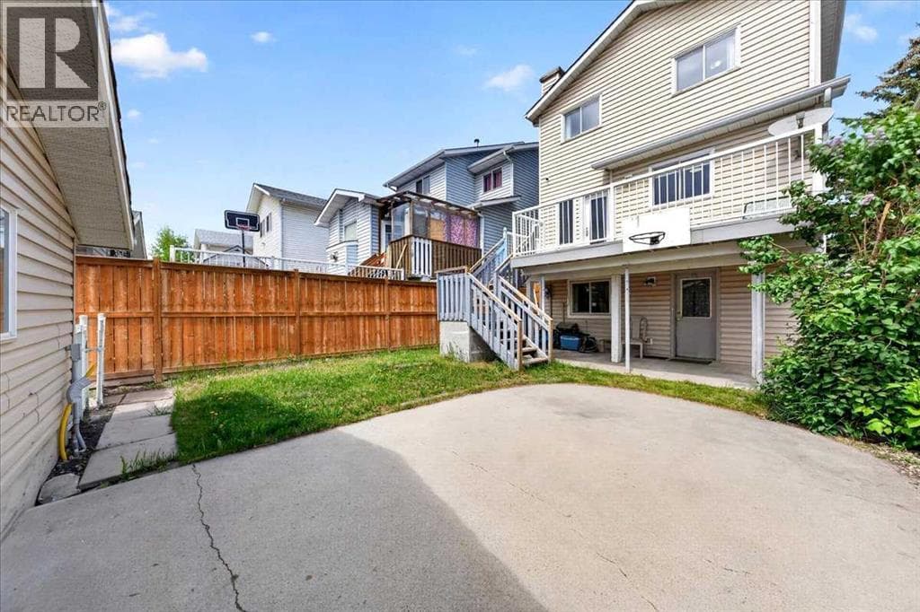 6979 Laguna Way NE — photo 2