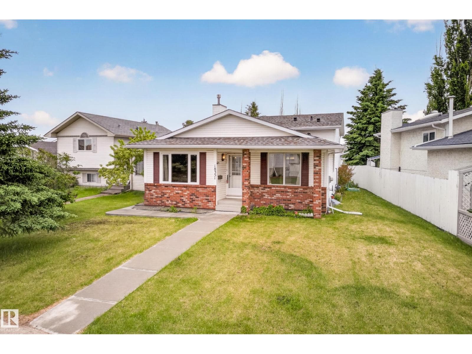 18351 77 AV NW — photo 3