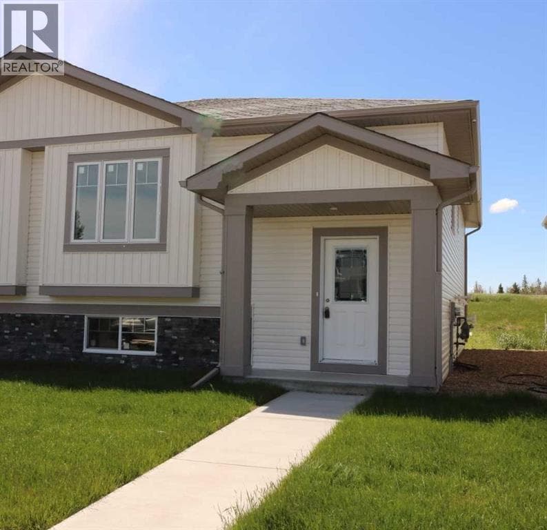 443 Henricks Drive — photo 2