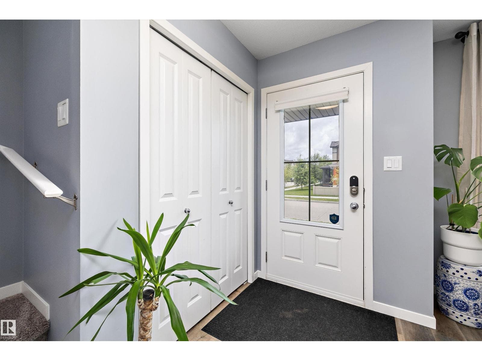 2833 Chokecherry PL SW — photo 3