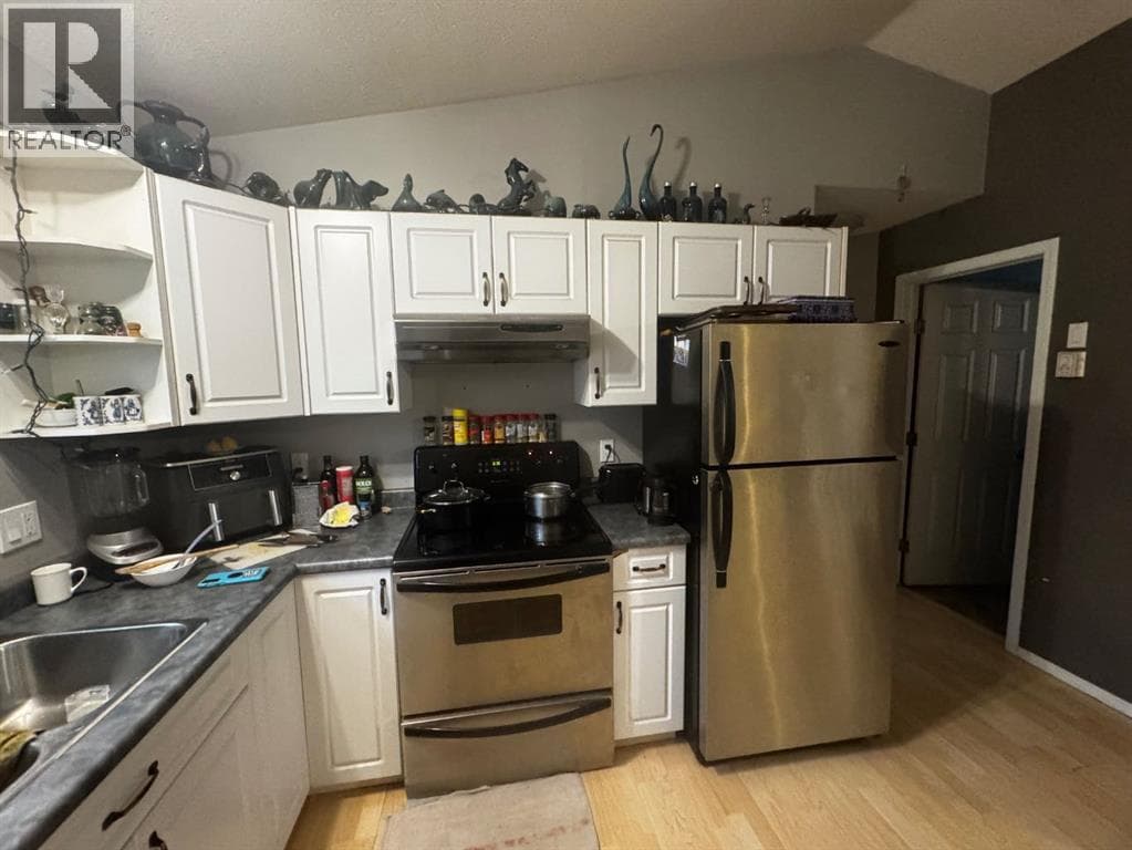 6313 88A Street — photo 5