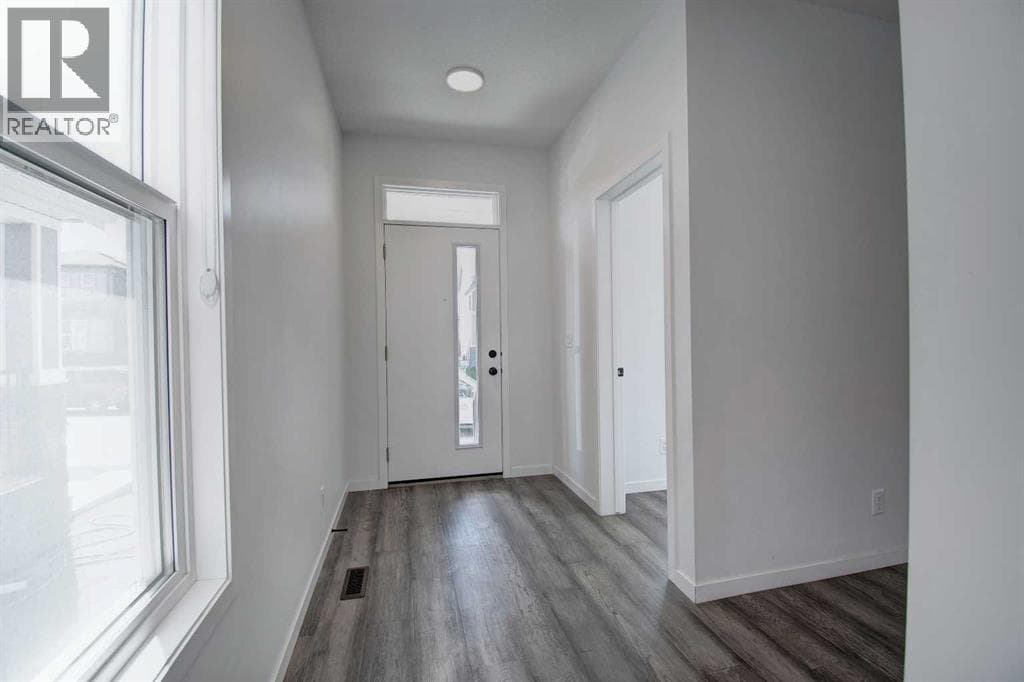 314 Midgrove Link SW — photo 2