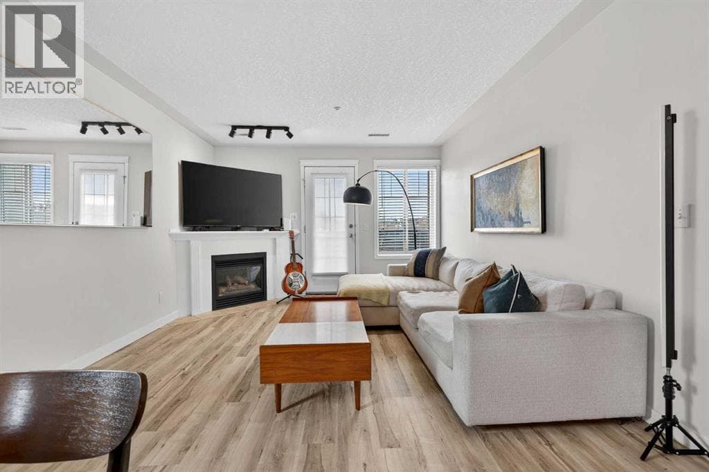 2 bed 2 bath single family at 304, 1608 12 Avenue SW — $340,000 — photo 9