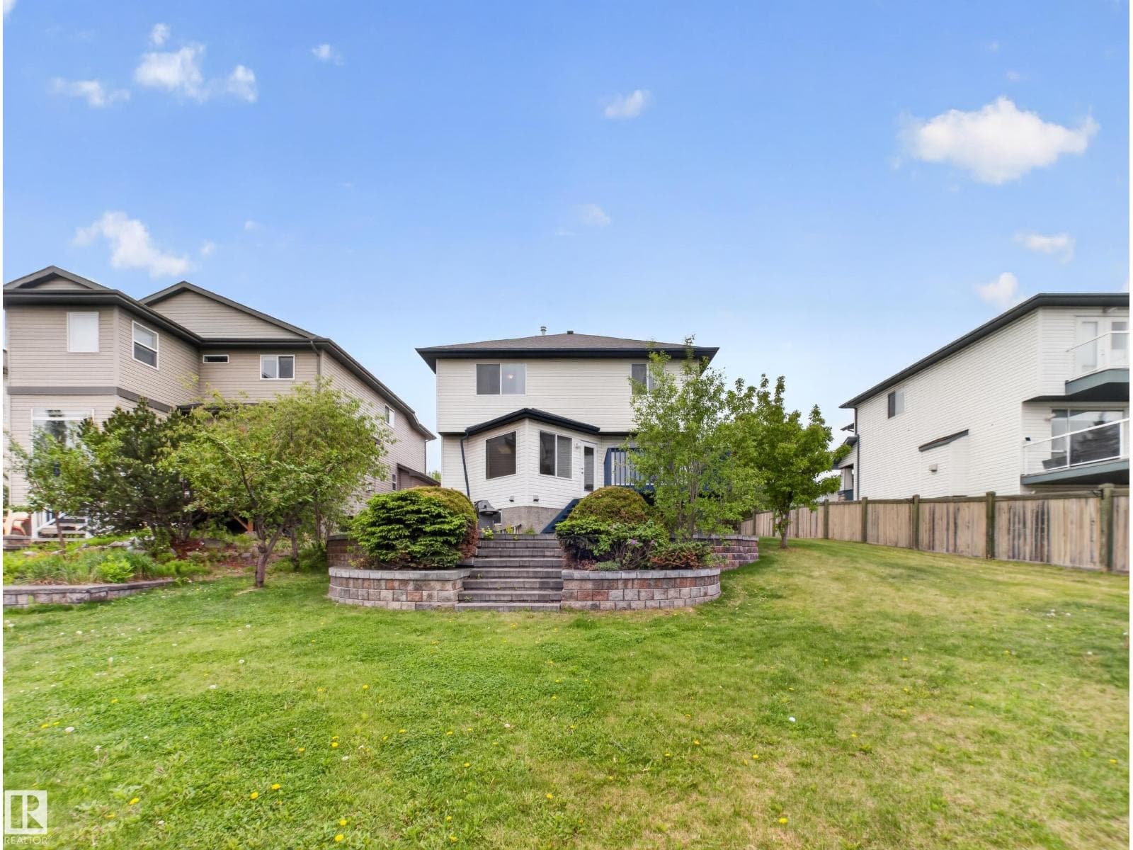 1381 BRECKENRIDGE DR NW — photo 4