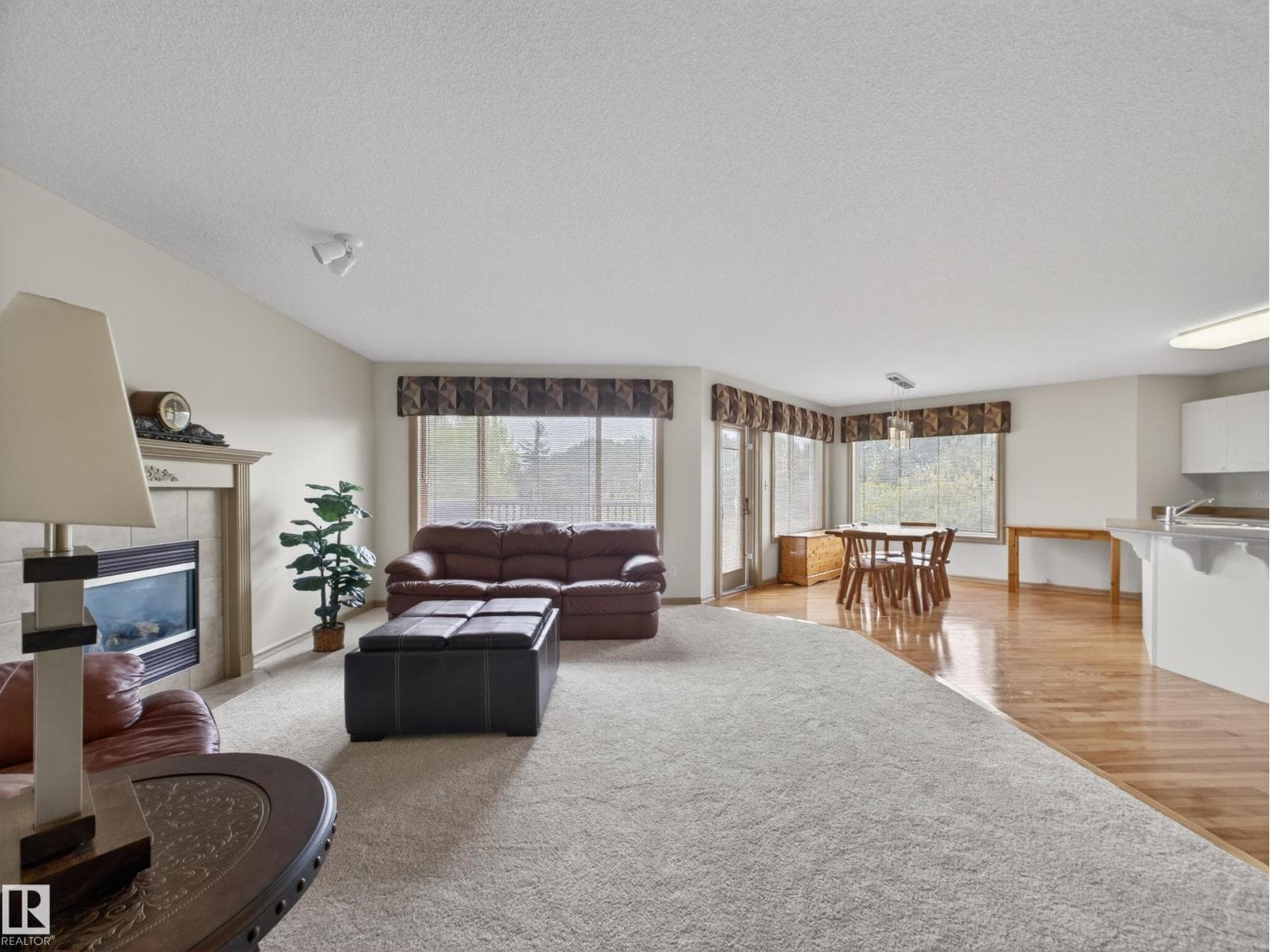 1381 BRECKENRIDGE DR NW — photo 5