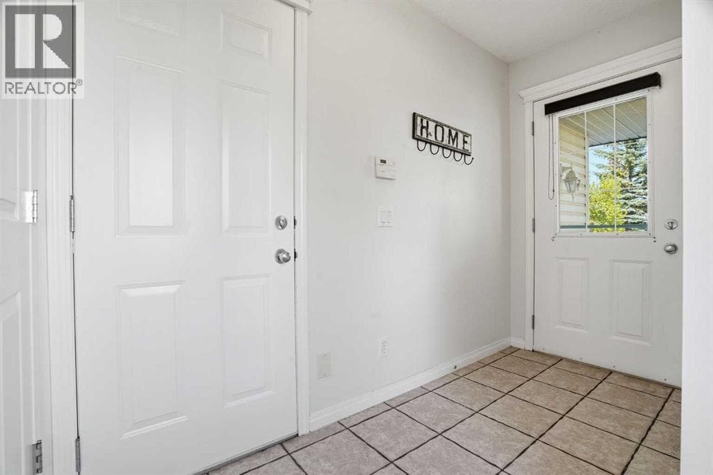 62 Country Hills Cove NW — photo 3