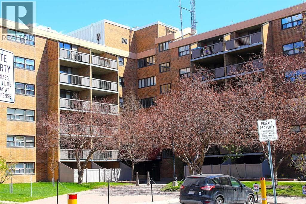 223, 30 Mchugh Court NE