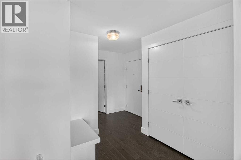 702, 1001 14 Avenue SW — photo 2