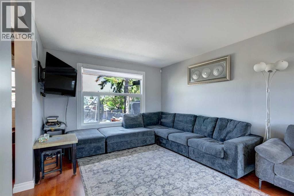131 Dovertree Place SE — photo 4