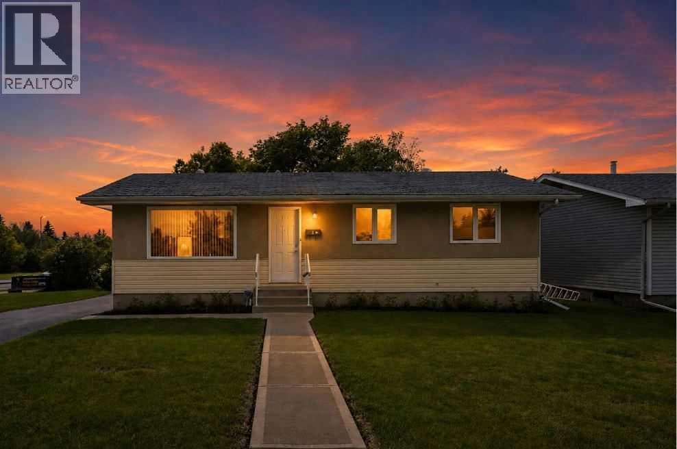 2 Mitchell Avenue