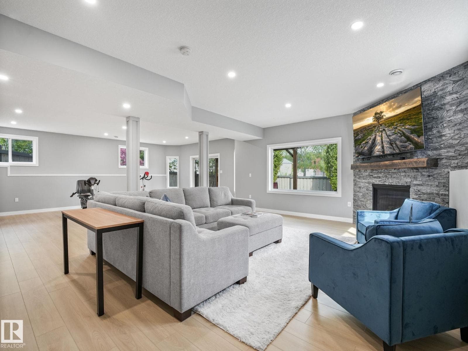 4115 58 ST