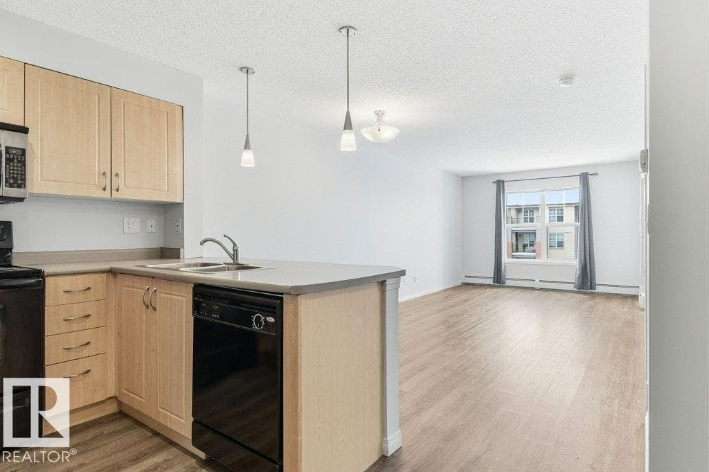 #304 11453 Ellerslie RD SW — photo 5