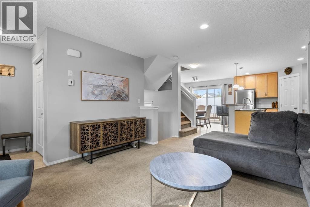 189 Country Village Manor NE — photo 2