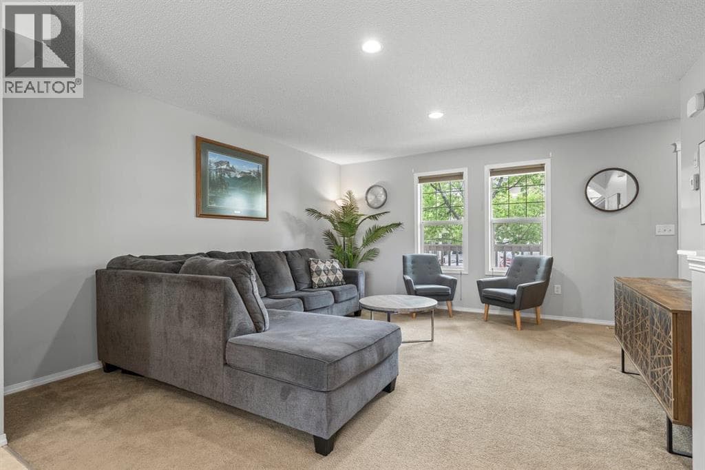 189 Country Village Manor NE — photo 3