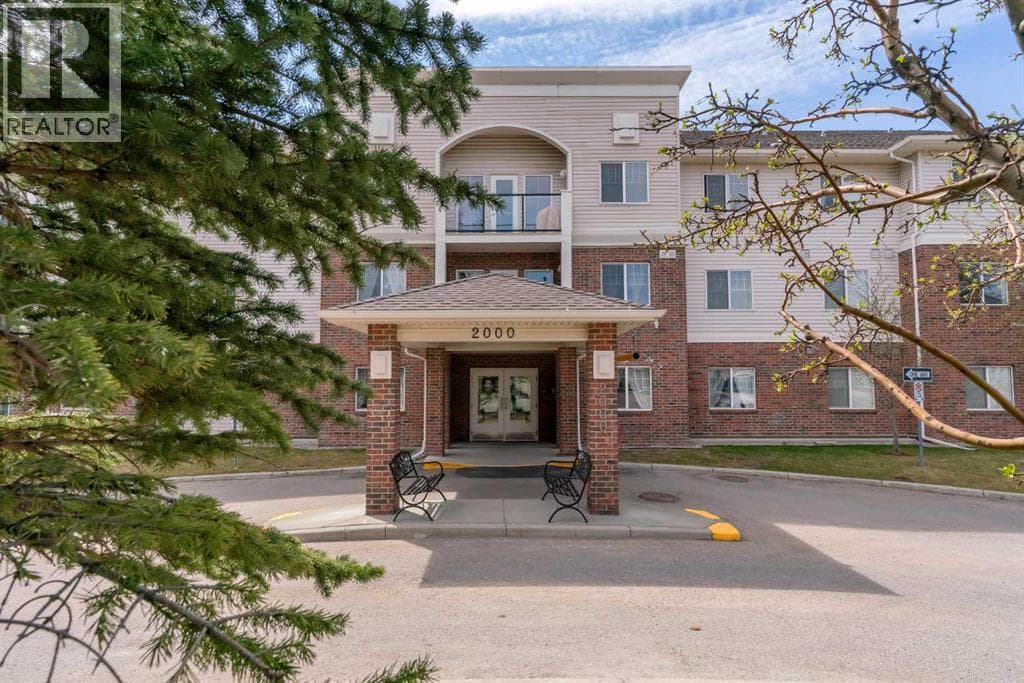 2308, 928 Arbour Lake Road NW — photo 2