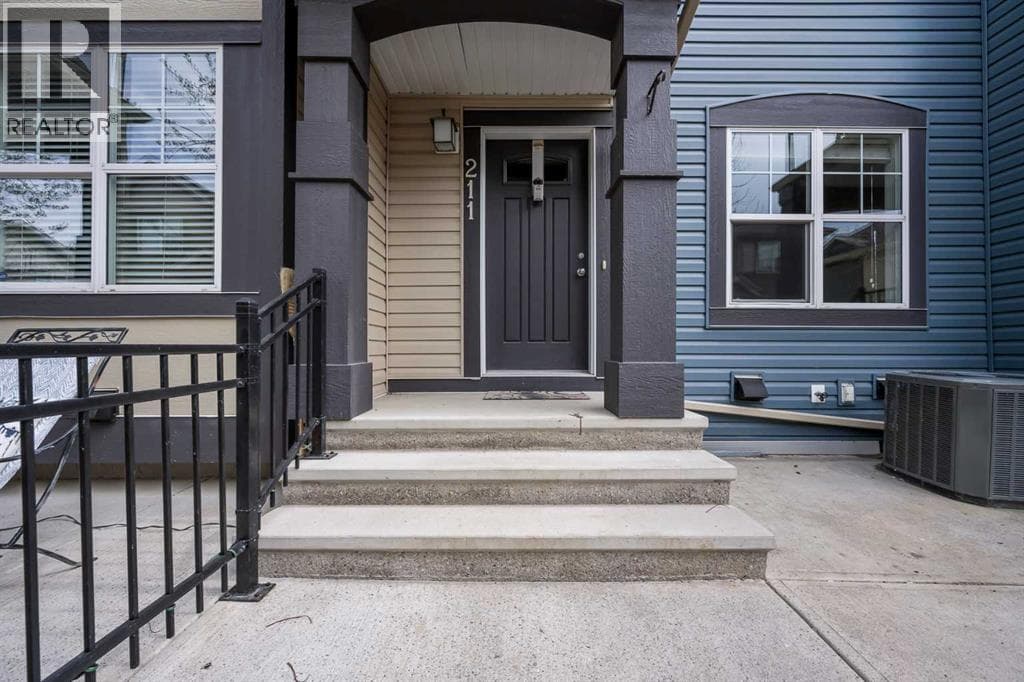 211 Mckenzie Towne Square SE — photo 3