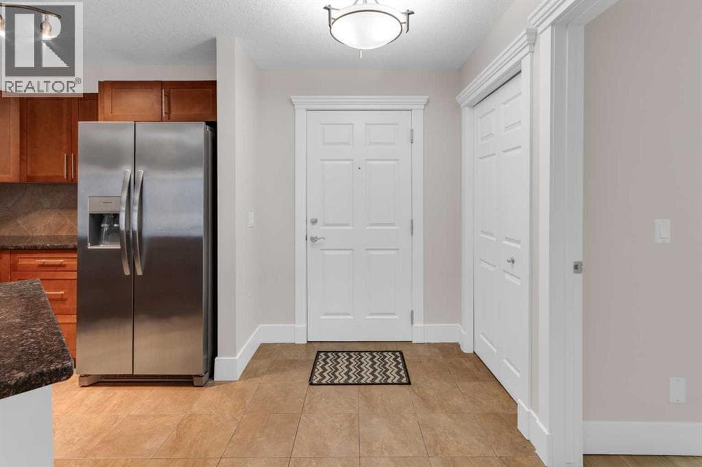 102, 500 Rocky Vista Gardens NW — photo 2