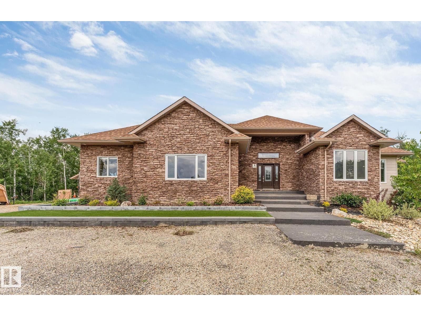 #330 50150 RGE RD 232 NE