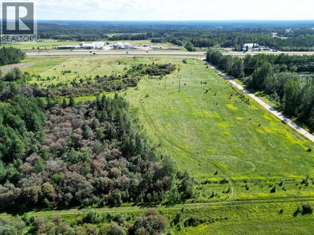 18032 TOWNSHIP ROAD 532A — photo 2