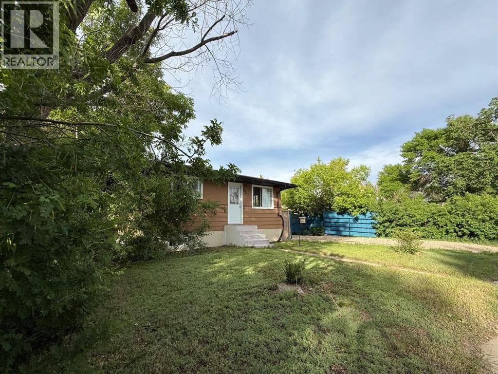 66 2 Avenue E — photo 2