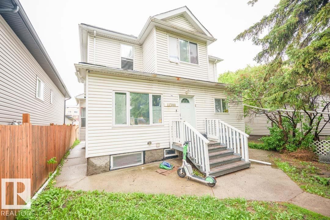 11308 94 ST NW