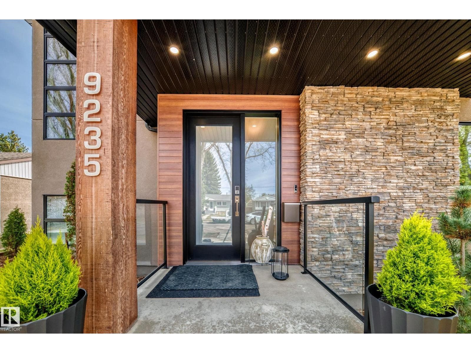 9235 148 ST NW — photo 3