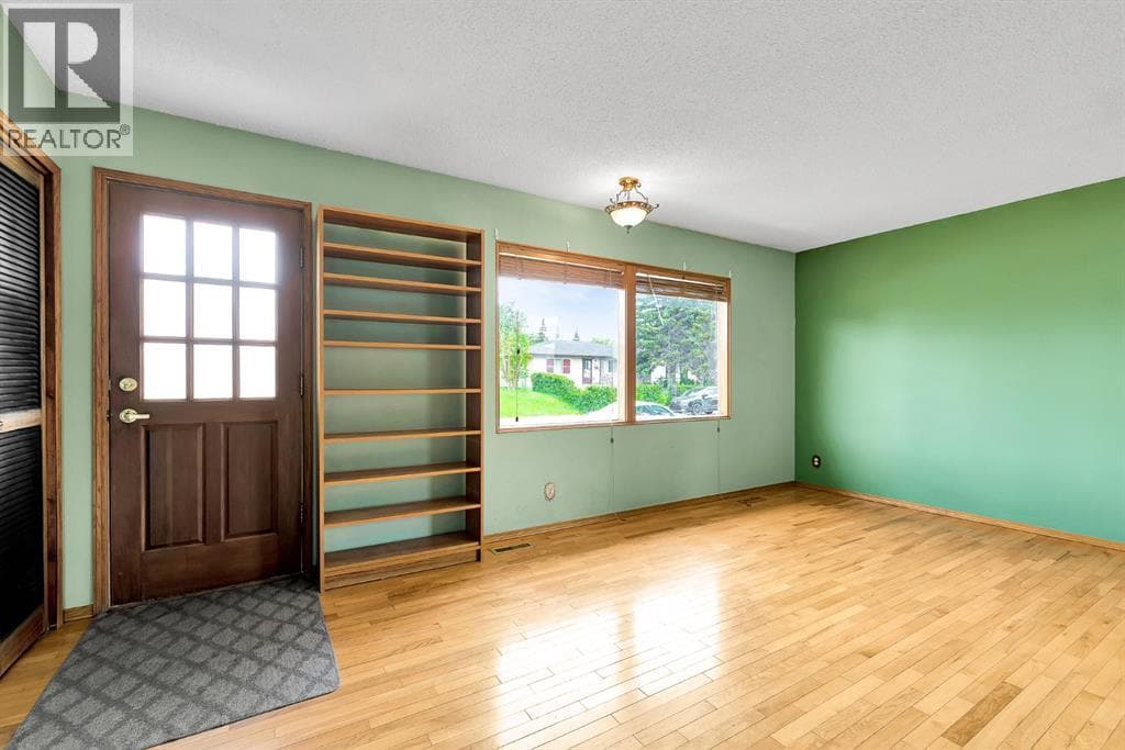 4127 Maryvale Road NE — photo 4