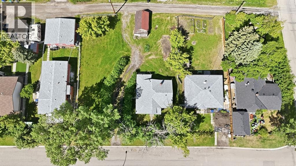 509 1 Street SE — photo 2