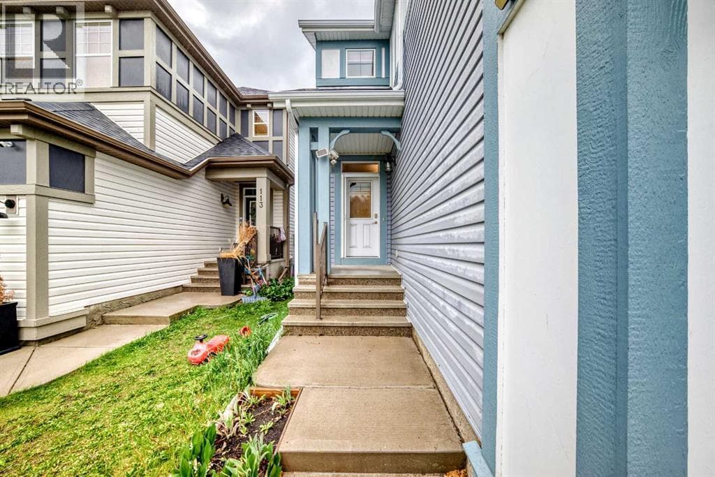 109 New Brighton Park SE — photo 2