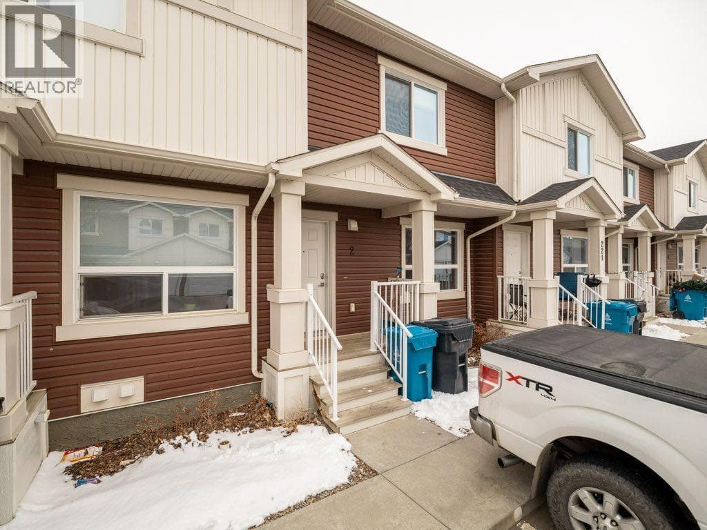 2, 221 Silkstone Road W