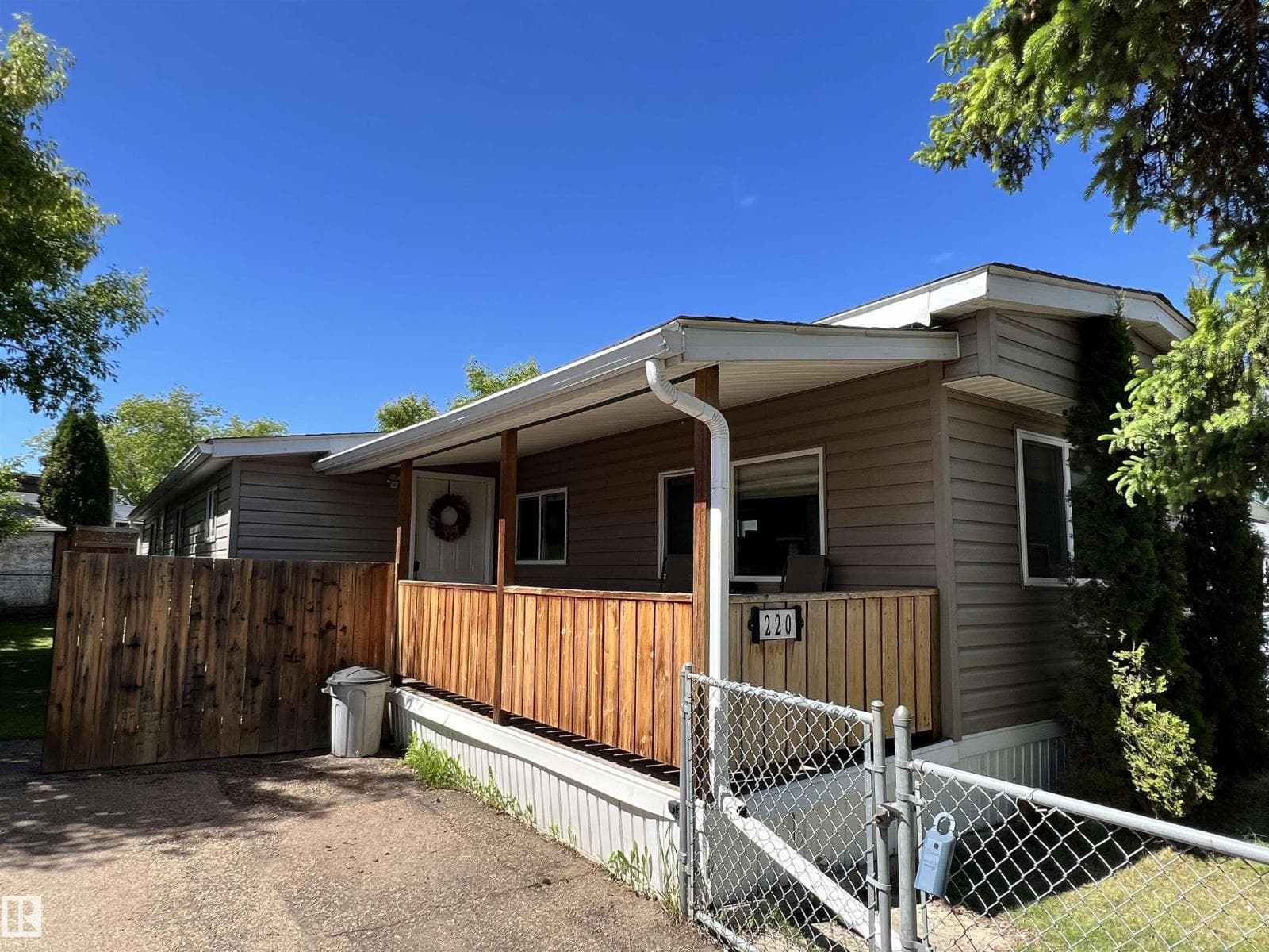 220 Evergreen Mobile PA NW