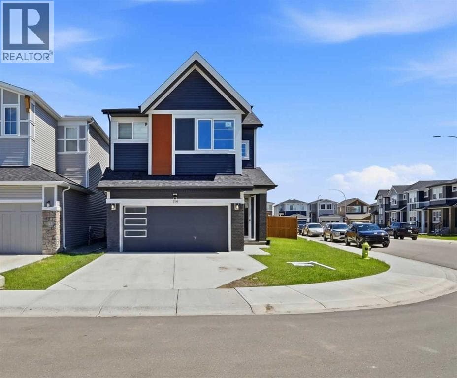 114 Corner Meadows Grove NE — photo 2