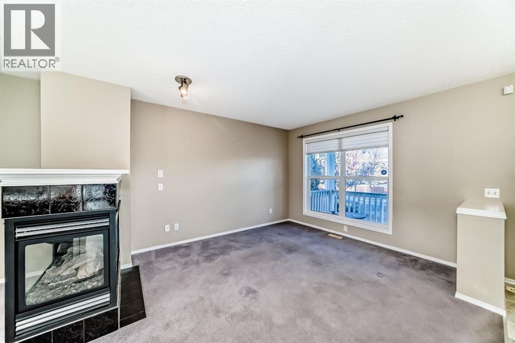 240 Prestwick Way SE — photo 5