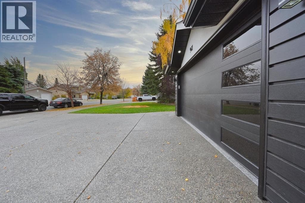 941 west chestermere Drive — photo 2