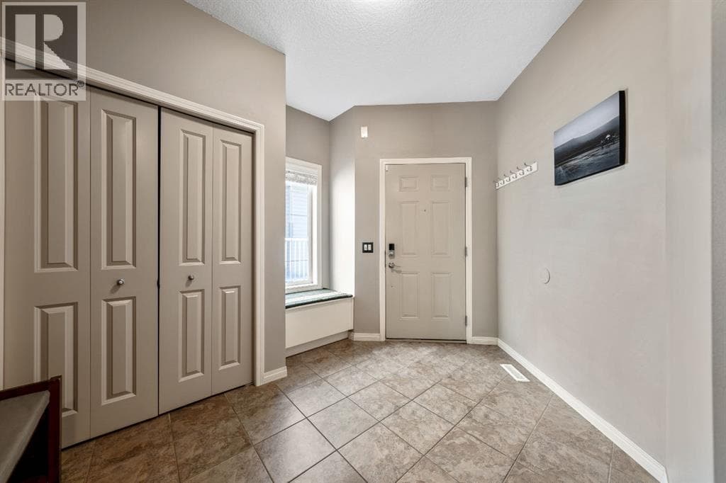 106 West Pointe Court — photo 4