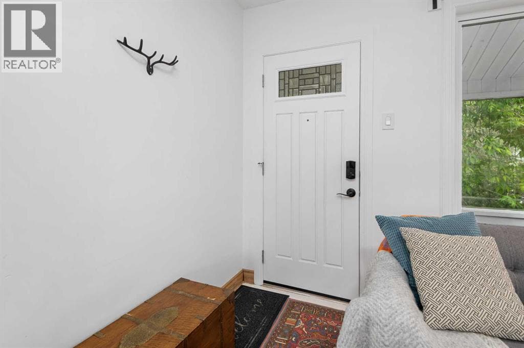 2521 16A Street NW — photo 5