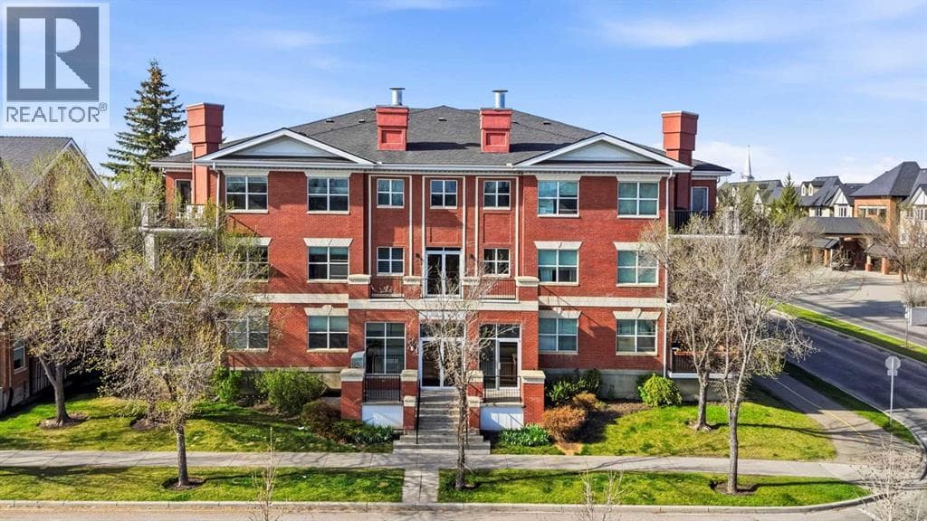 207, 60 Promenade Way SE — photo 2