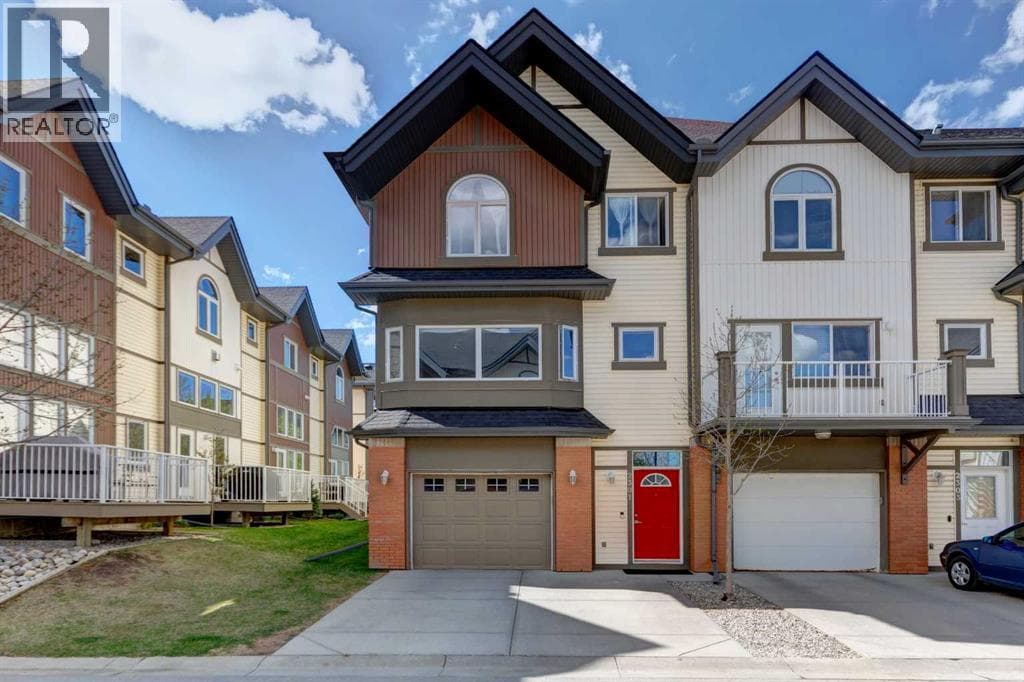 2301 Wentworth Villas SW — photo 2