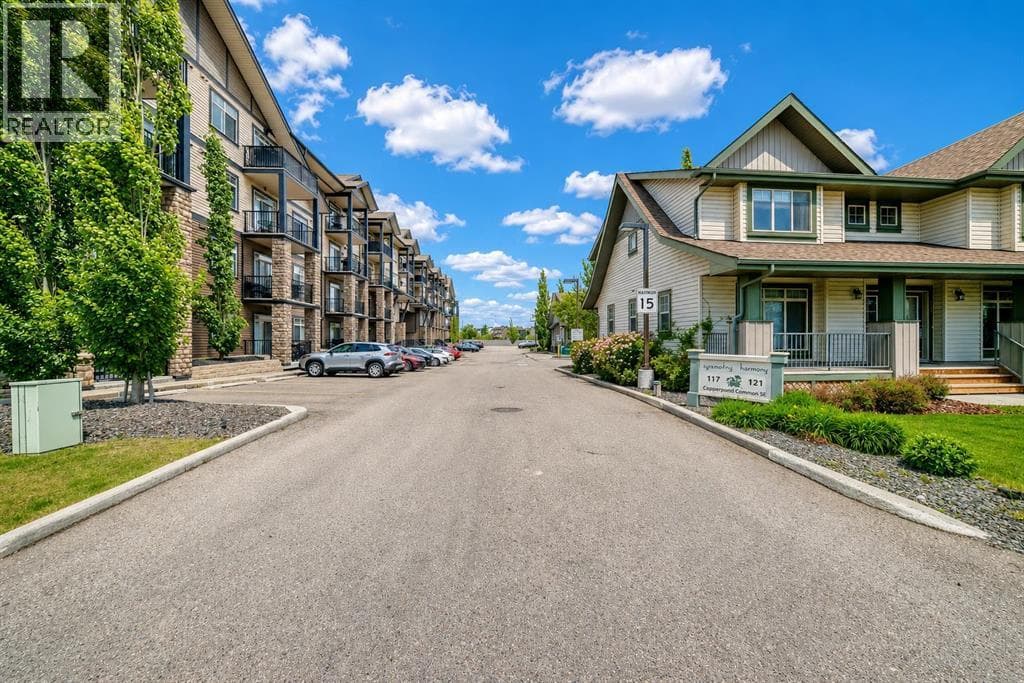 312, 117 Copperpond Common SE