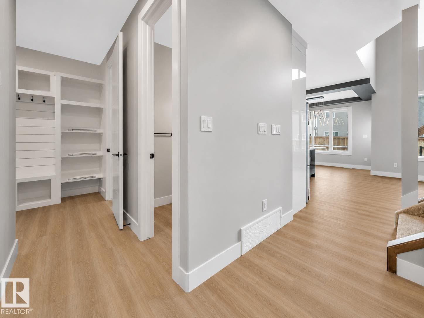 3198 Granville DR NW NW — photo 3