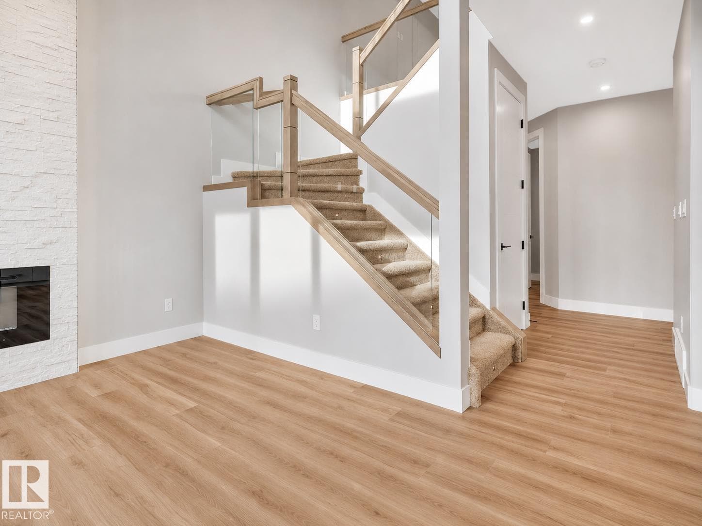 3198 Granville DR NW NW — photo 5