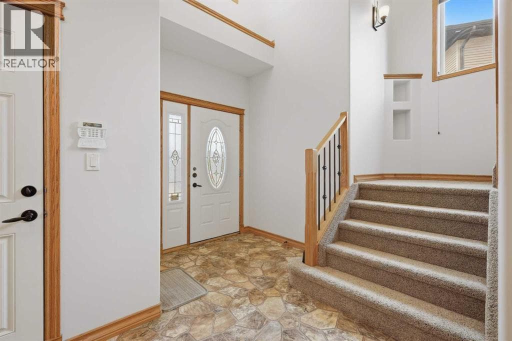 30 Lawson Close — photo 4