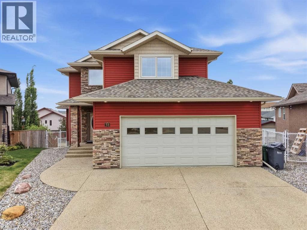30 Lawson Close — photo 2