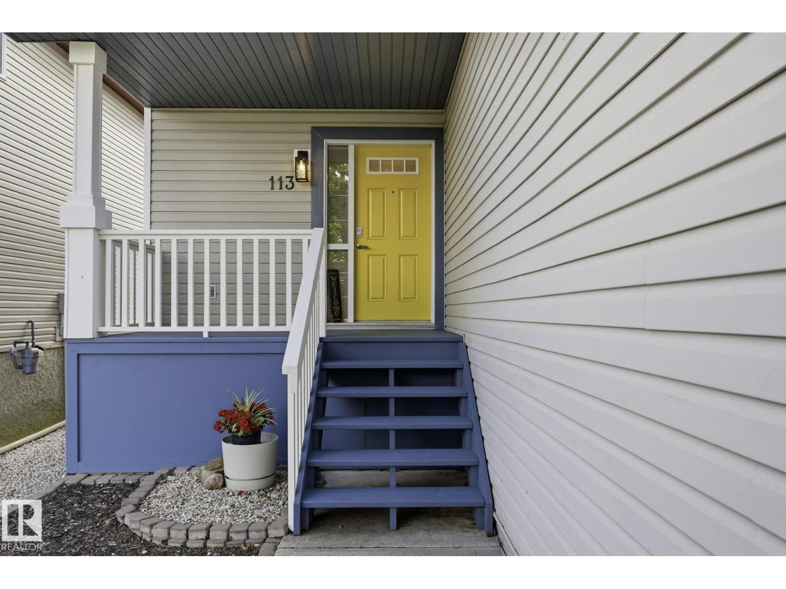 113 Douglas LN — photo 3